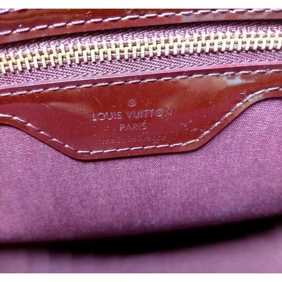 Louis Vuitton Monogram Vernis Avalon MM Tote Bag in Amarante - Picture 7 of 9